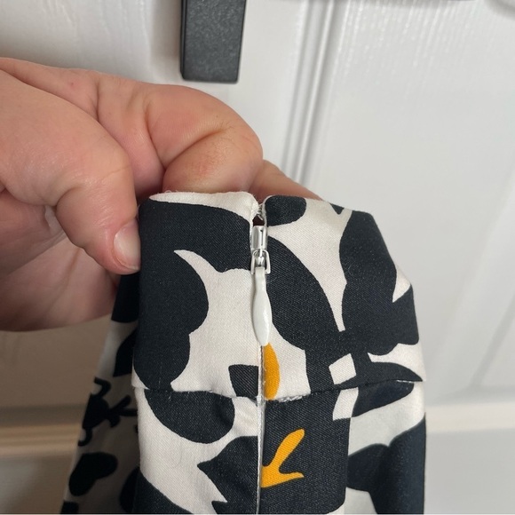 Boden Printed Crop Wide Leg Pants in Black, Opulent Pome Small Flaw 16-18R - Picture 9 of 13